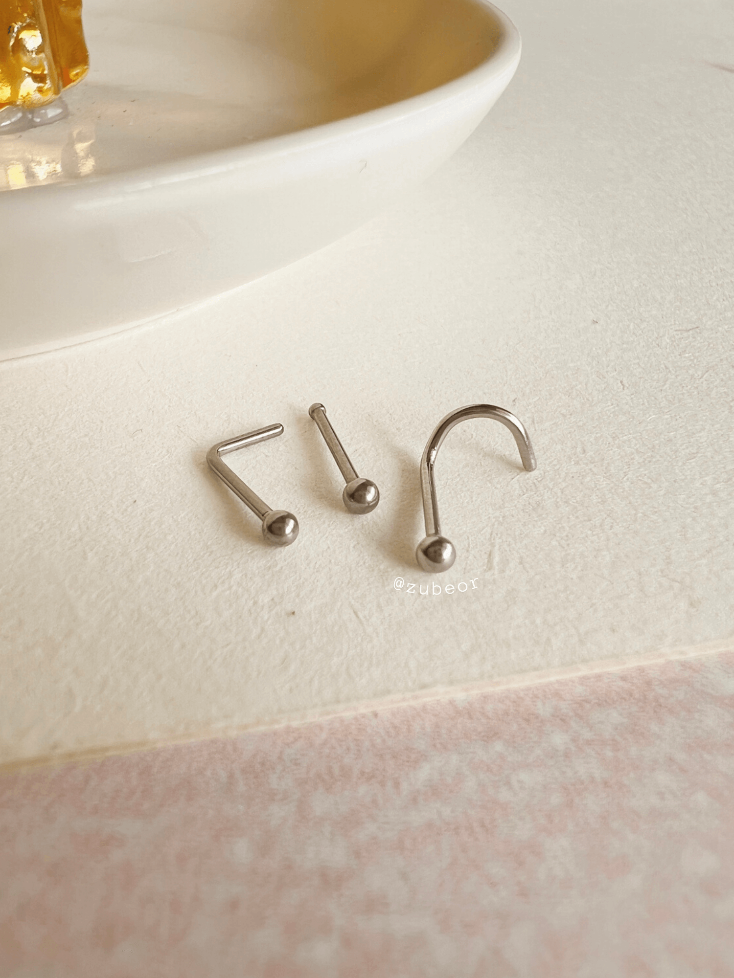 Piercing para nariz punto esfera 2