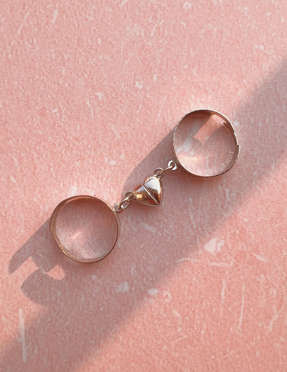 Set de anillos corazón magnéticos 6