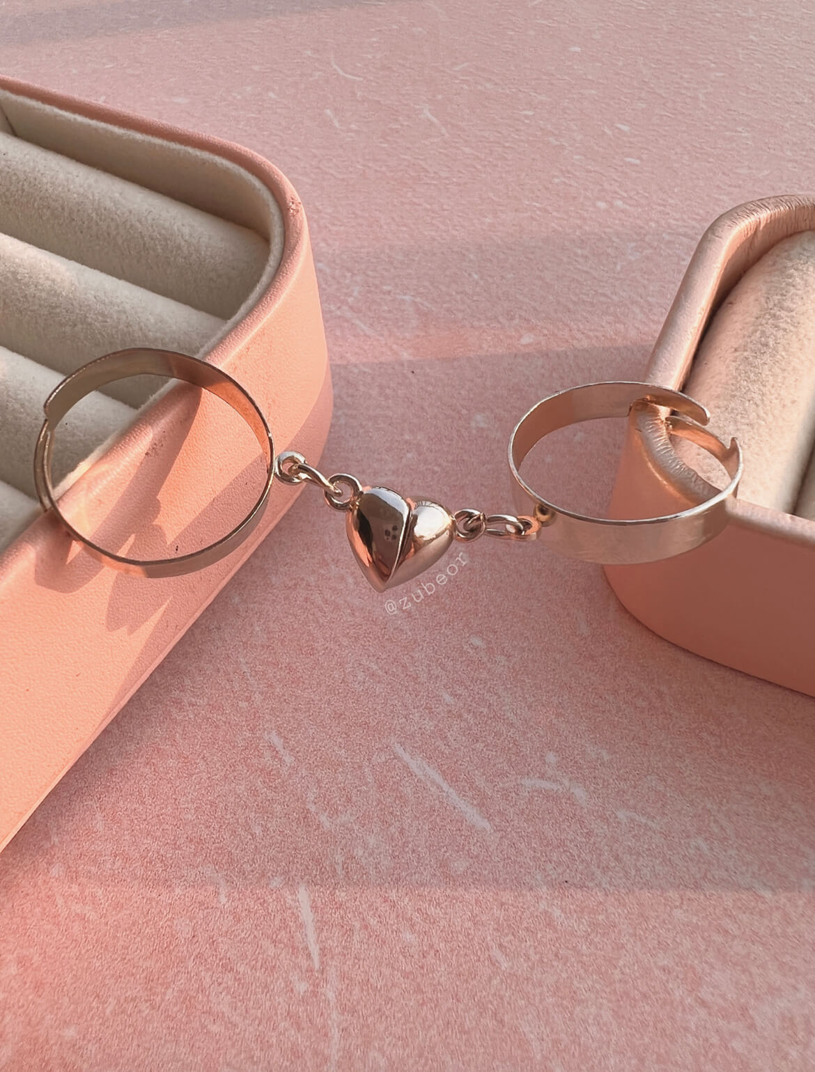 Set de anillos corazón magnéticos 4