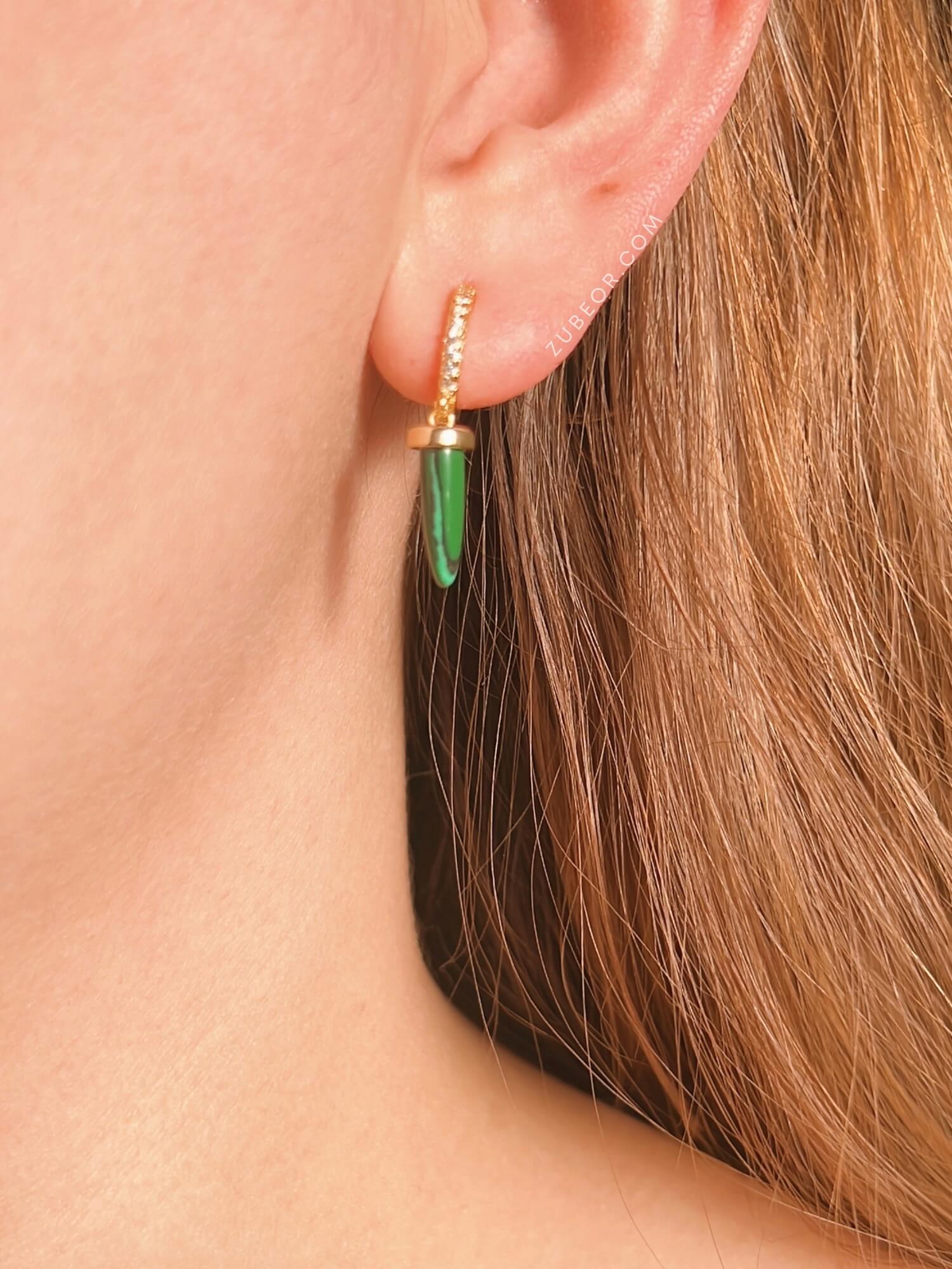 Aretes huggie verde 3