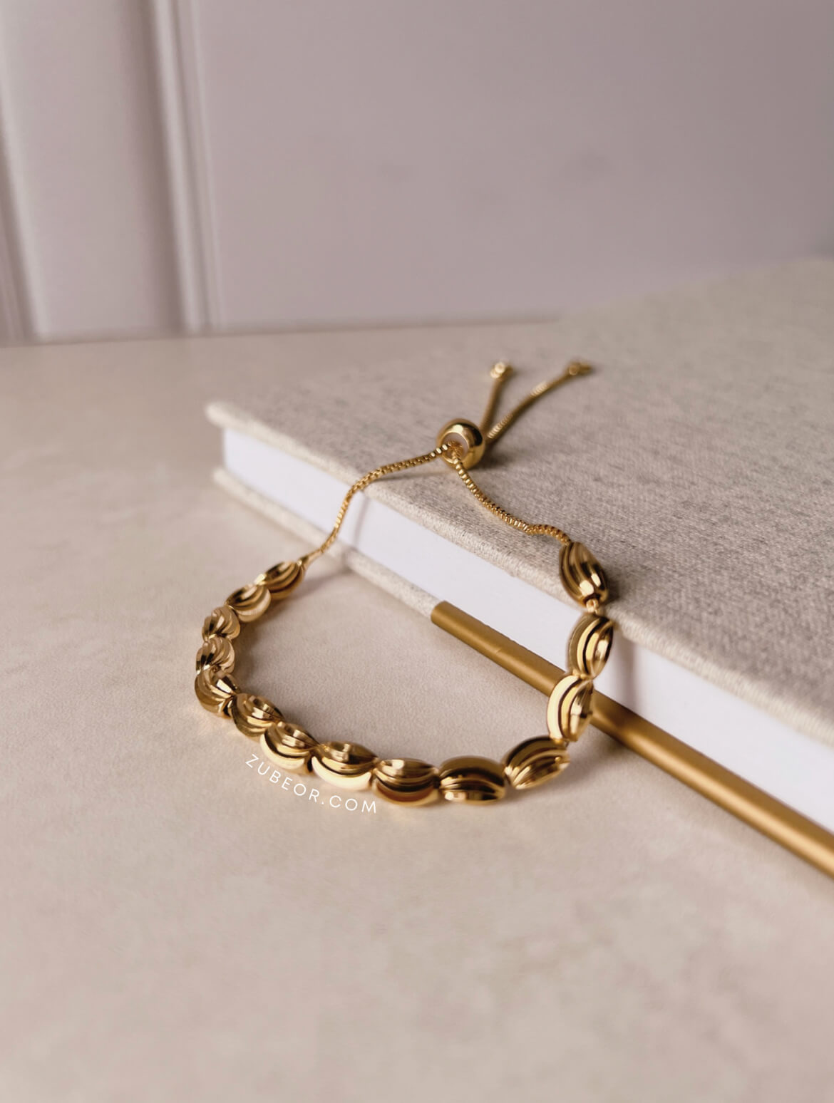 Pulsera dorada 3