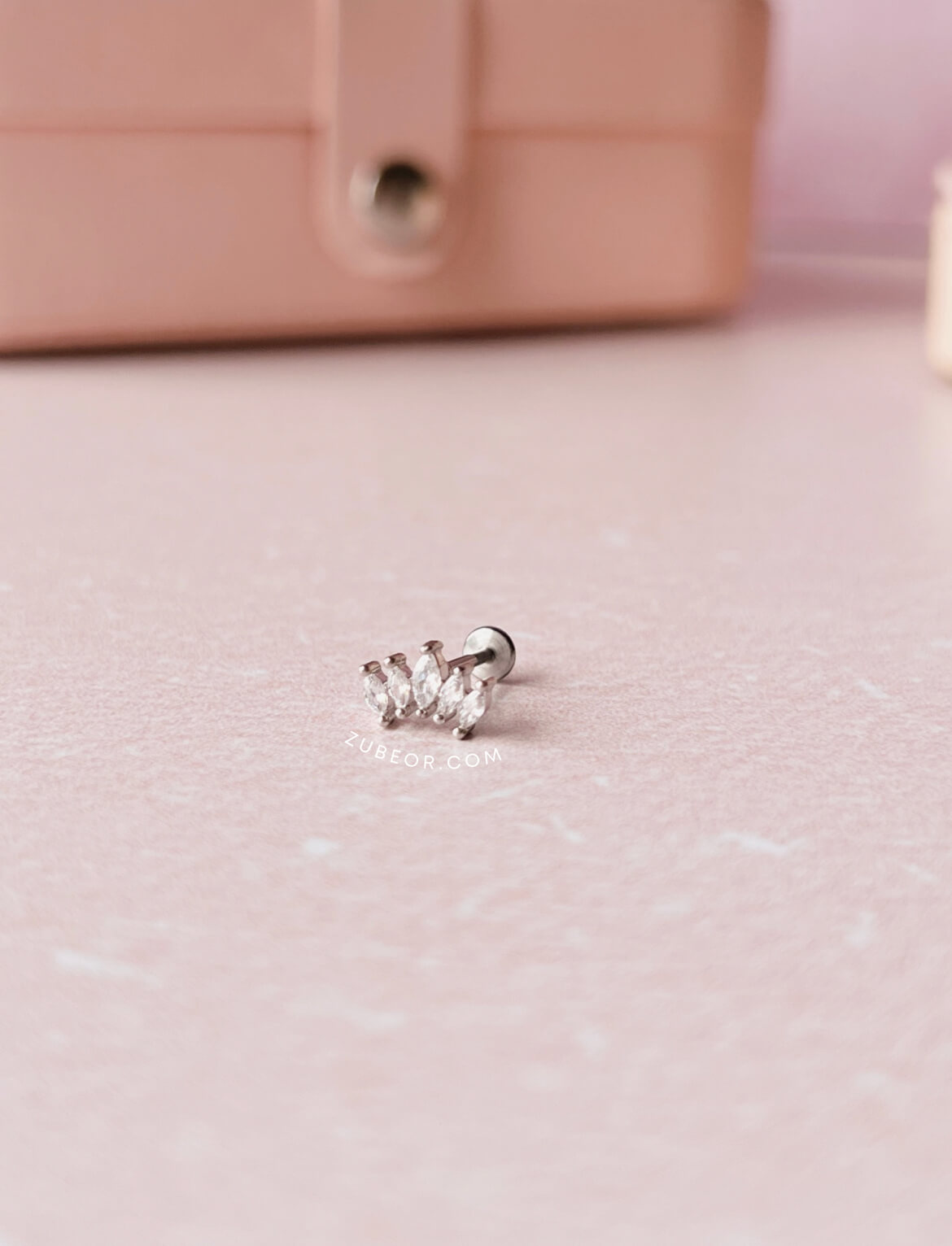 Piercing queen 2