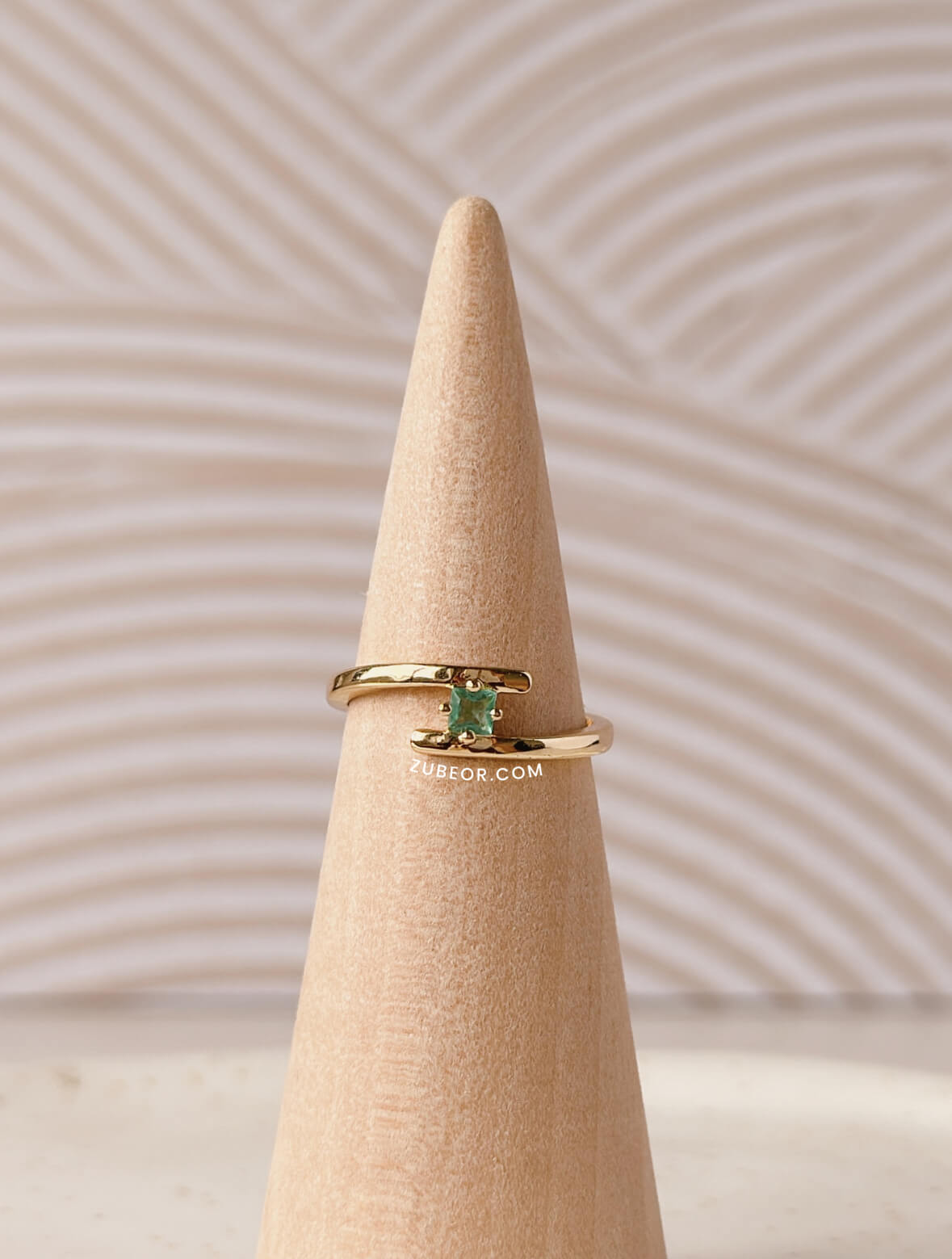 Anillo cristal color esmeralda 2