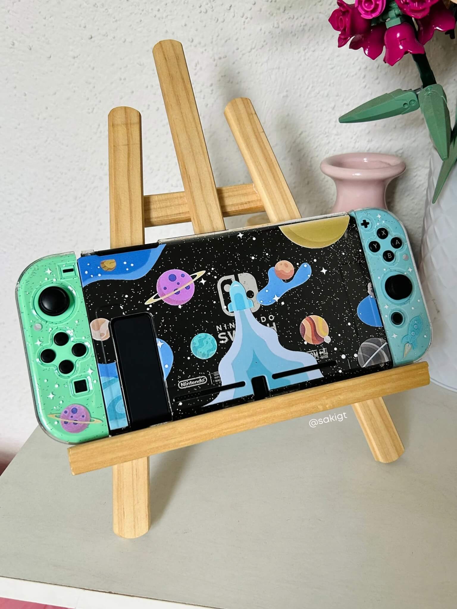 Set funda galáctica para switch - Saki 6