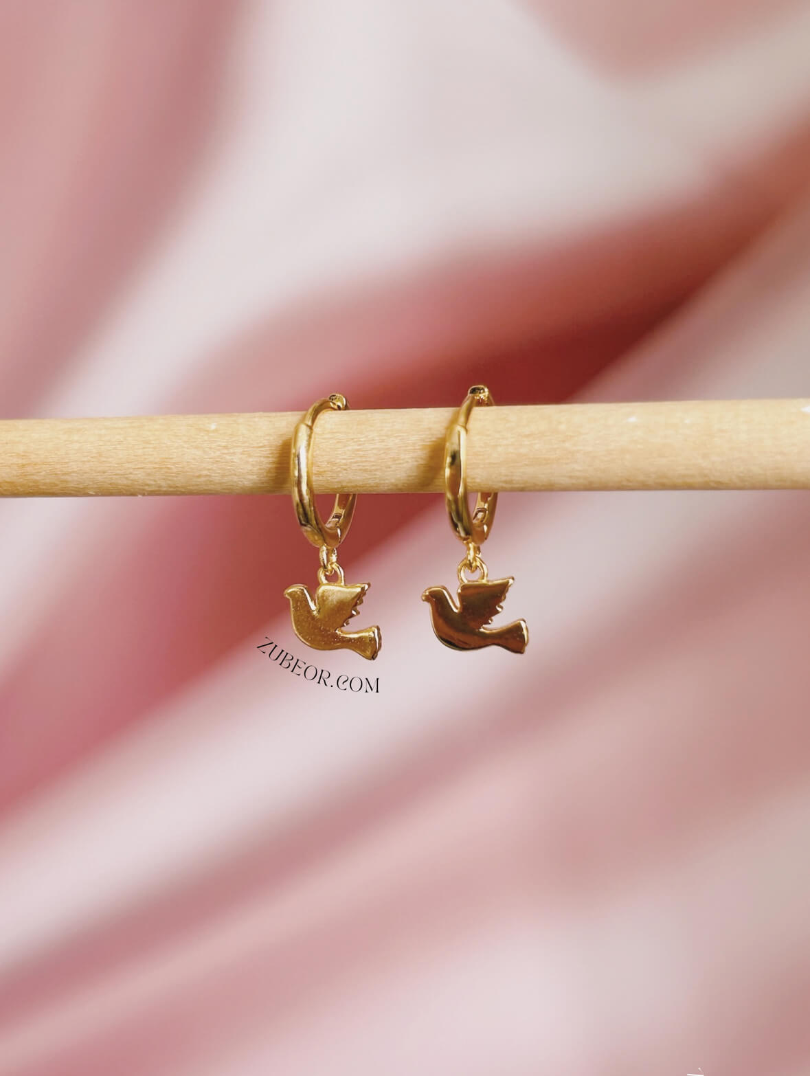 Aretes huggie ave 2