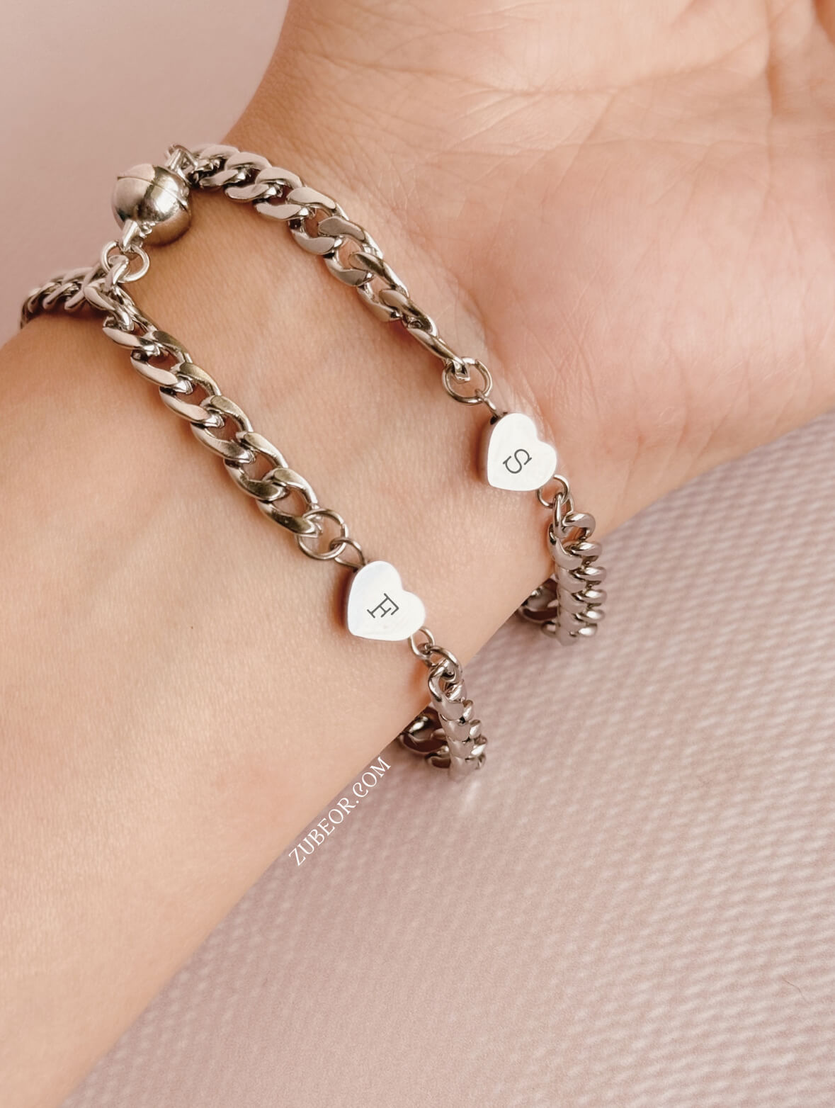 Set de pulsera magnéticas grabado inicial (solo con pago previo) 1