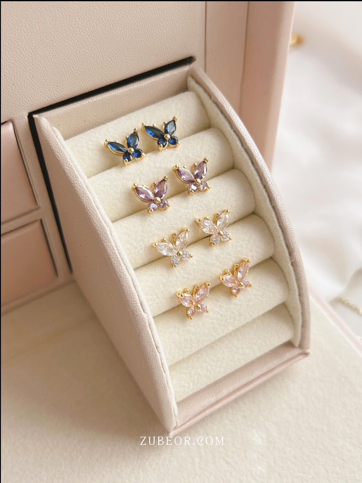 Aretes pequeña mariposa cristal 3