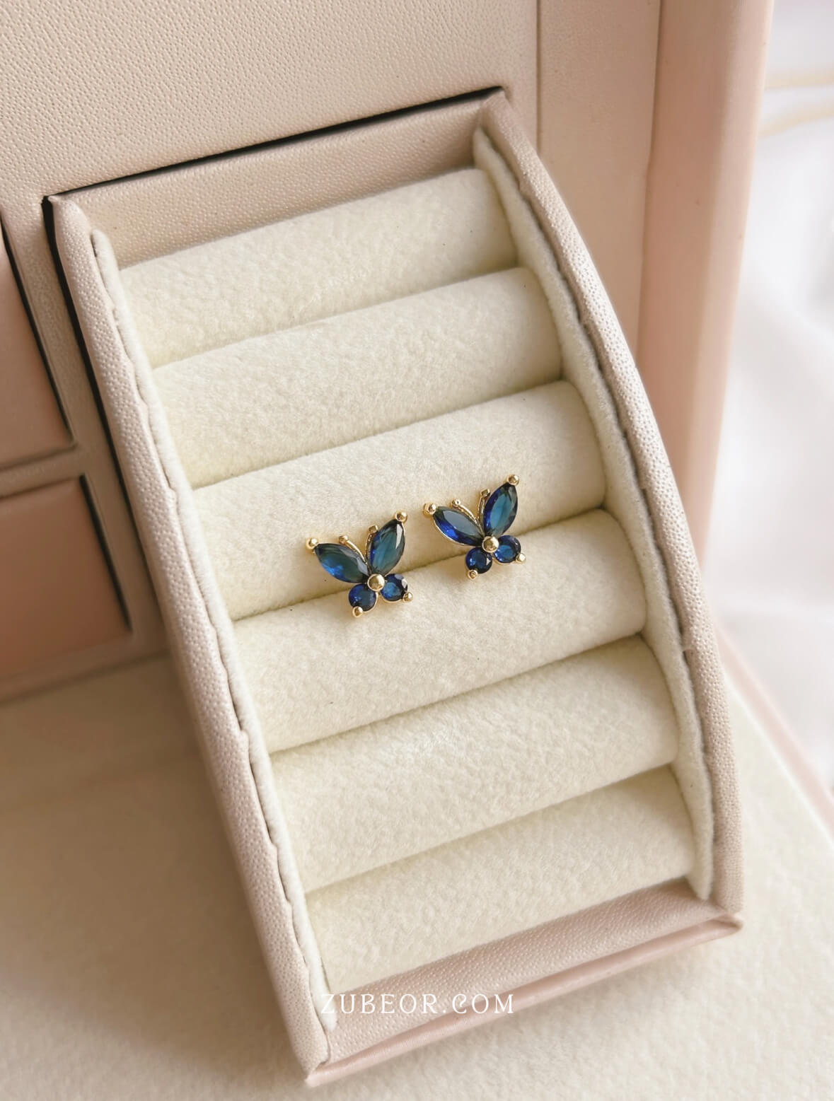 Aretes pequeña mariposa cristal 12