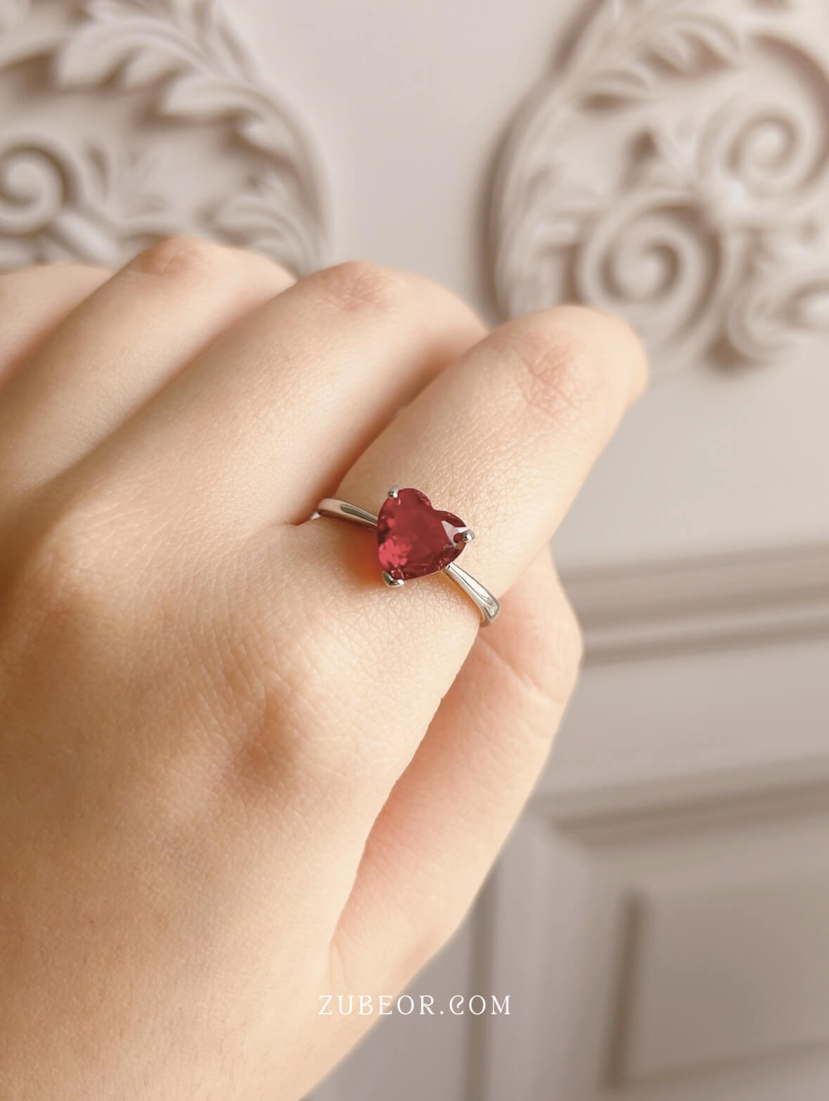 Anillo corazón rojo 2