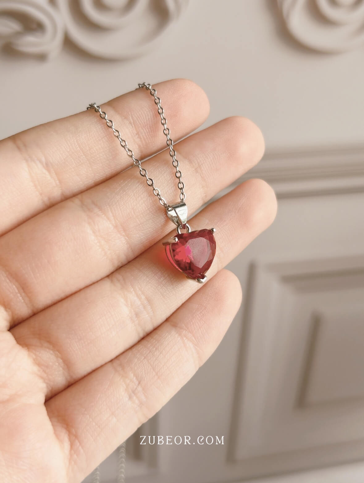 Cadena corazón rojo 3