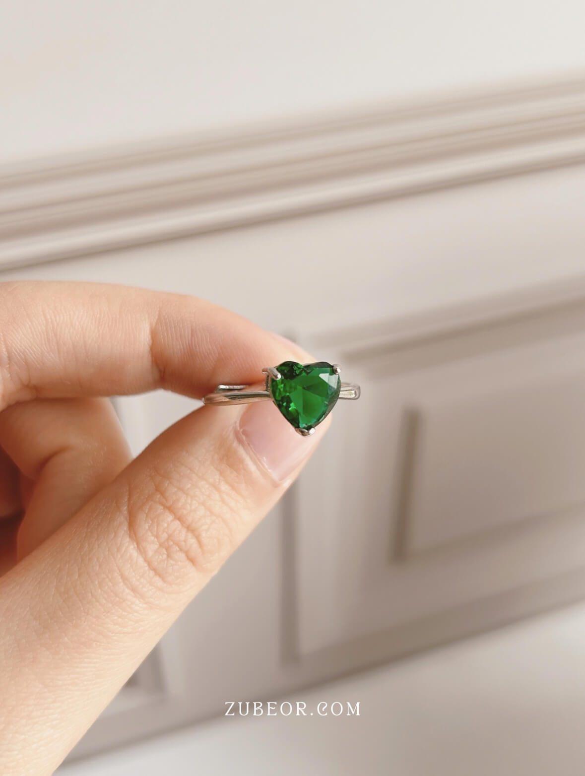 Anillo corazón esmeralda 3