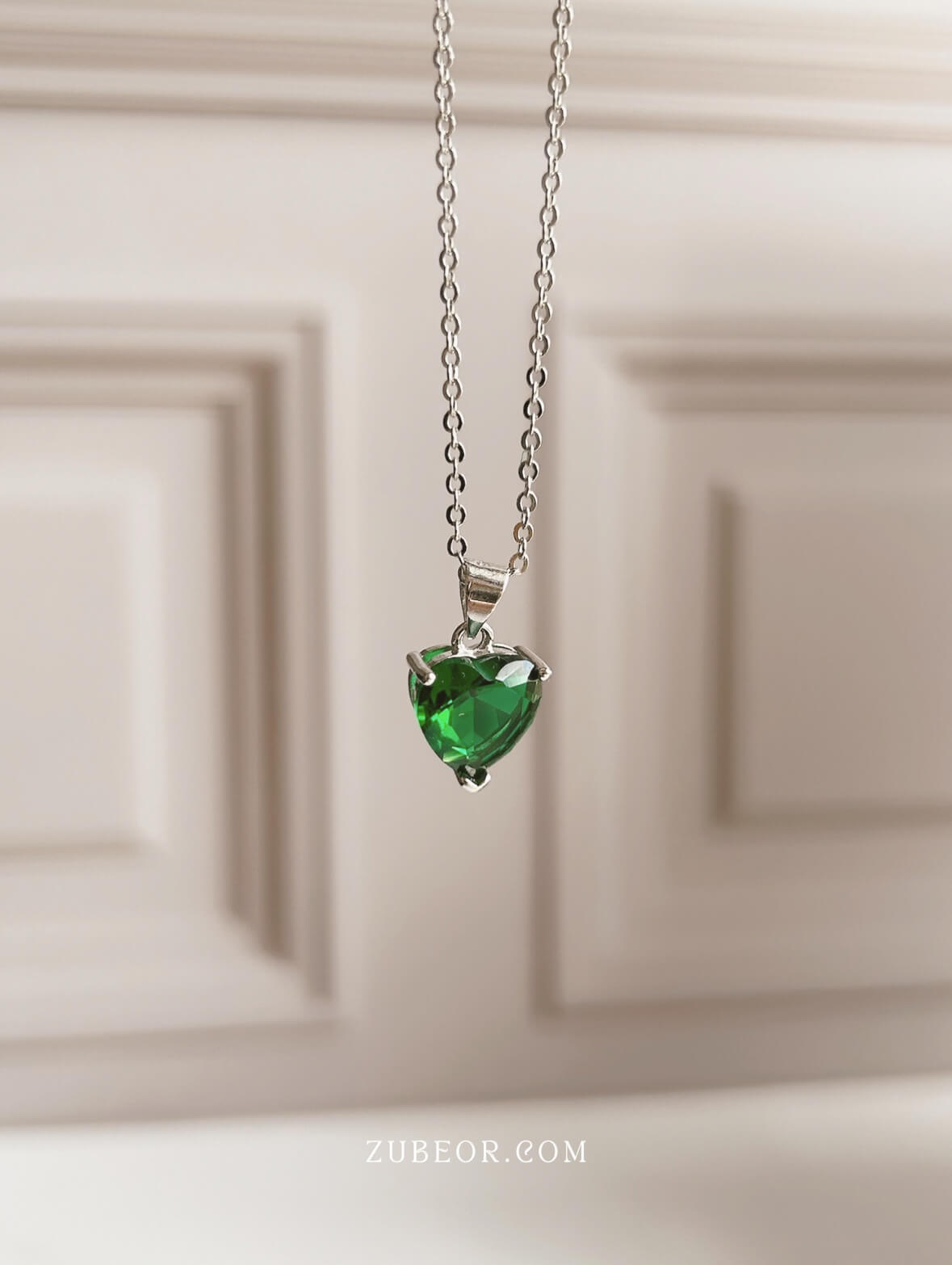 Cadena corazón esmeralda 3