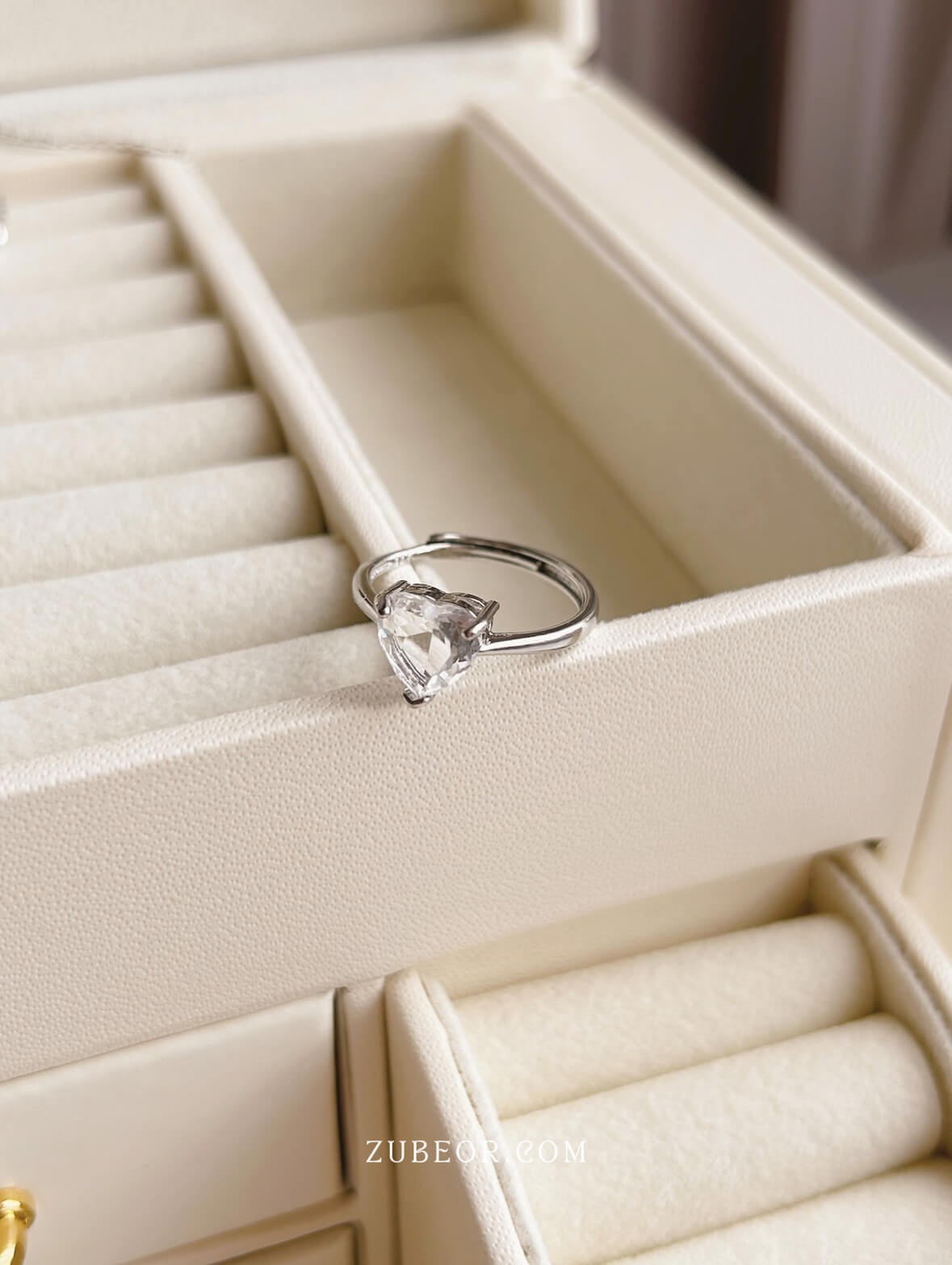 Anillo corazón blanco 5
