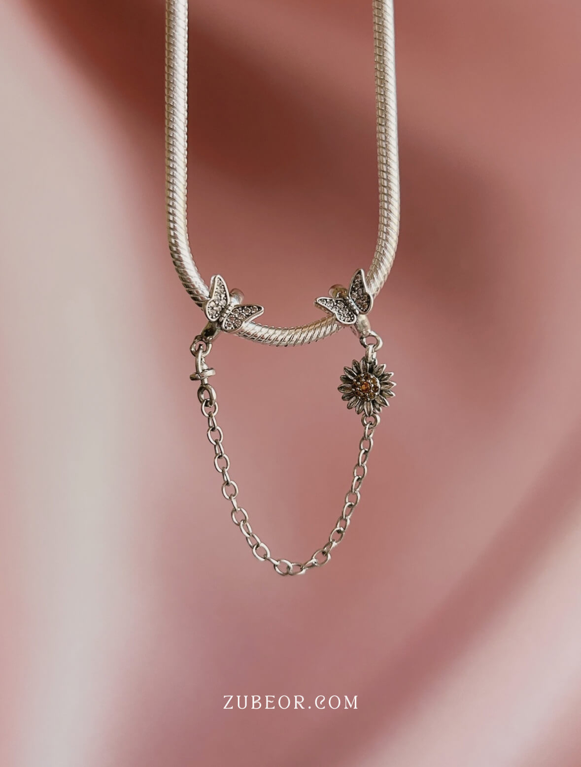 Charm cadena mariposa 2