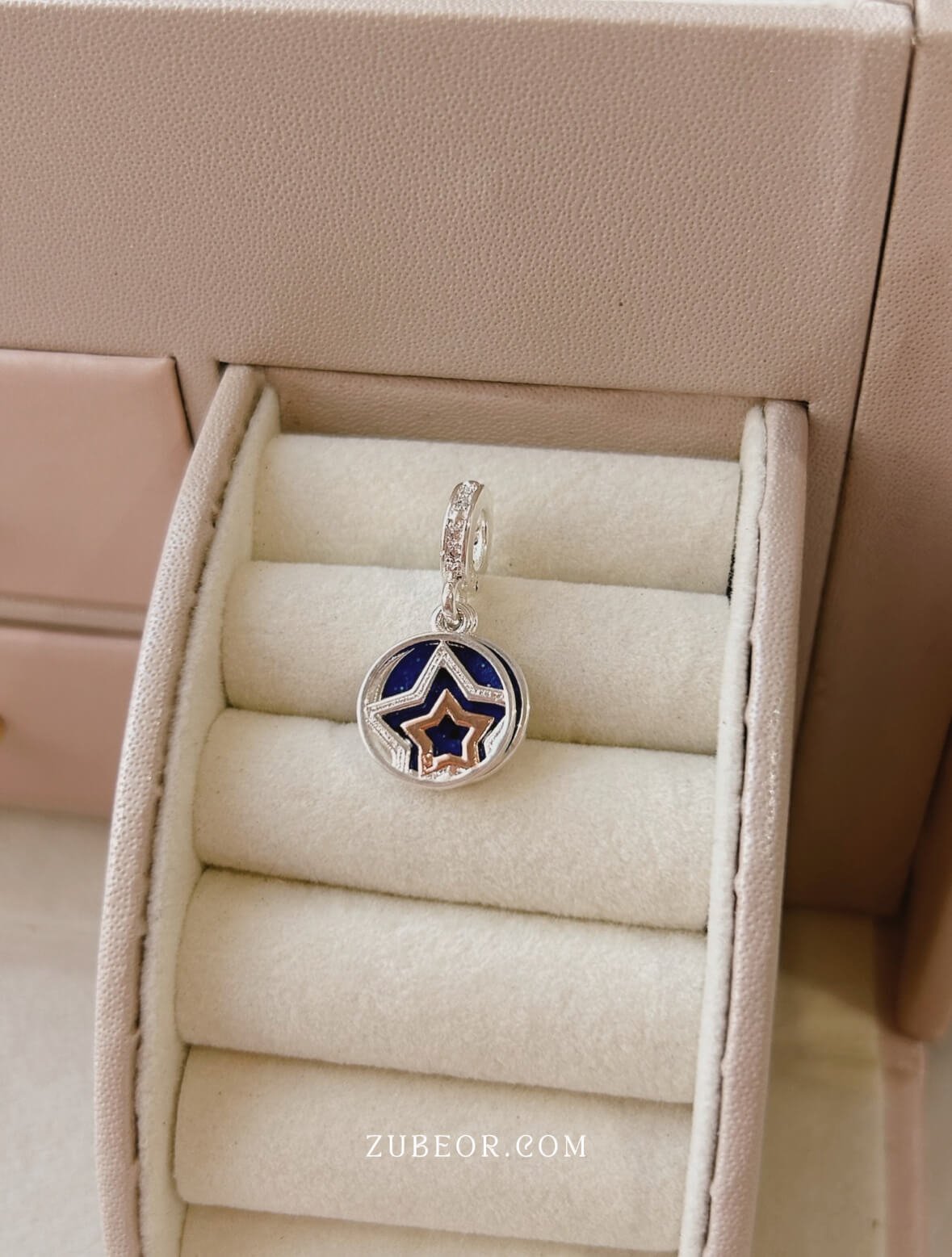 Charm estrella del mundo 3