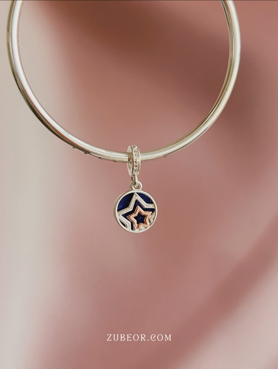 Charm estrella del mundo 4