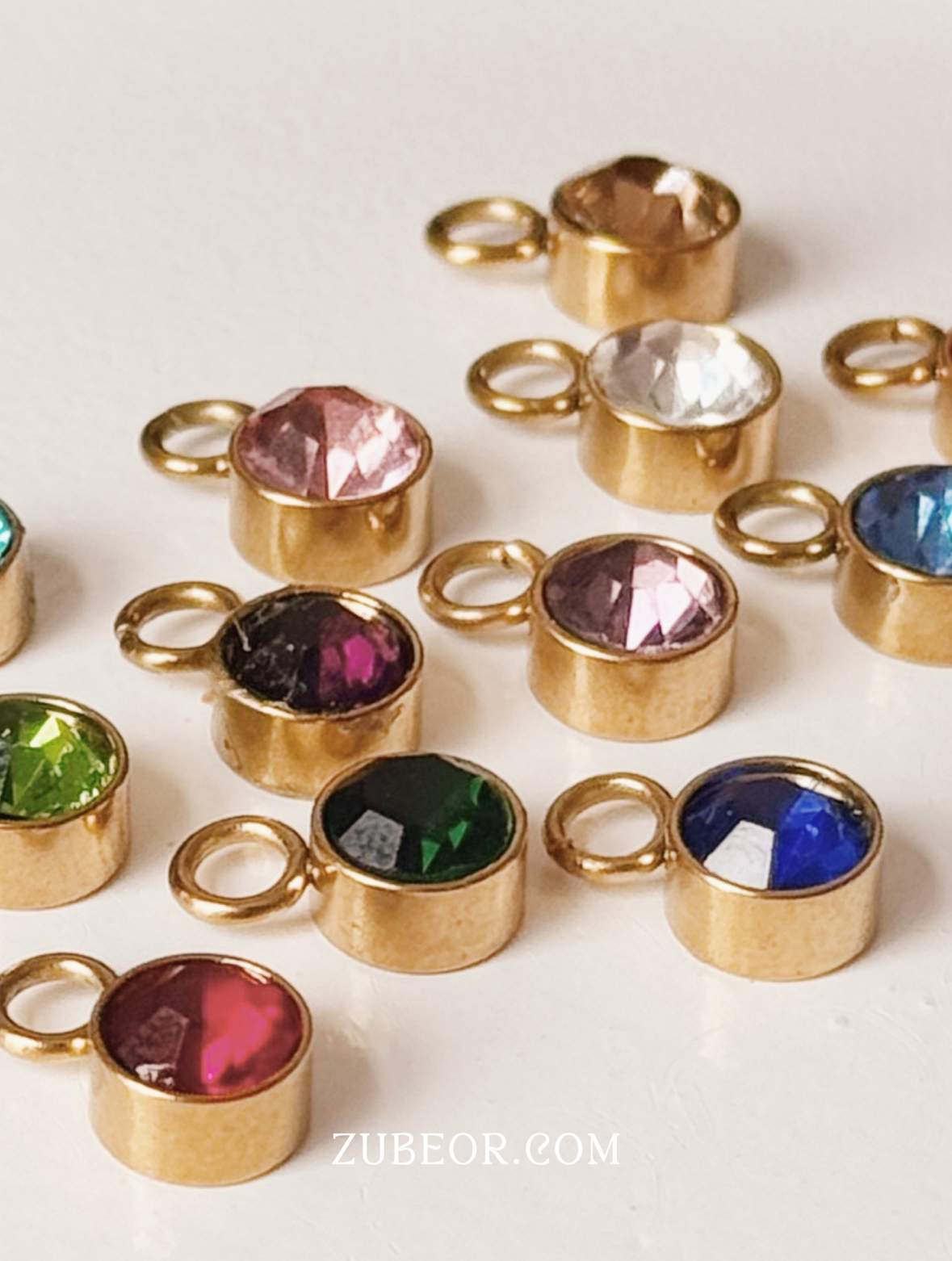 Dijes de cristal mes pequeño 2