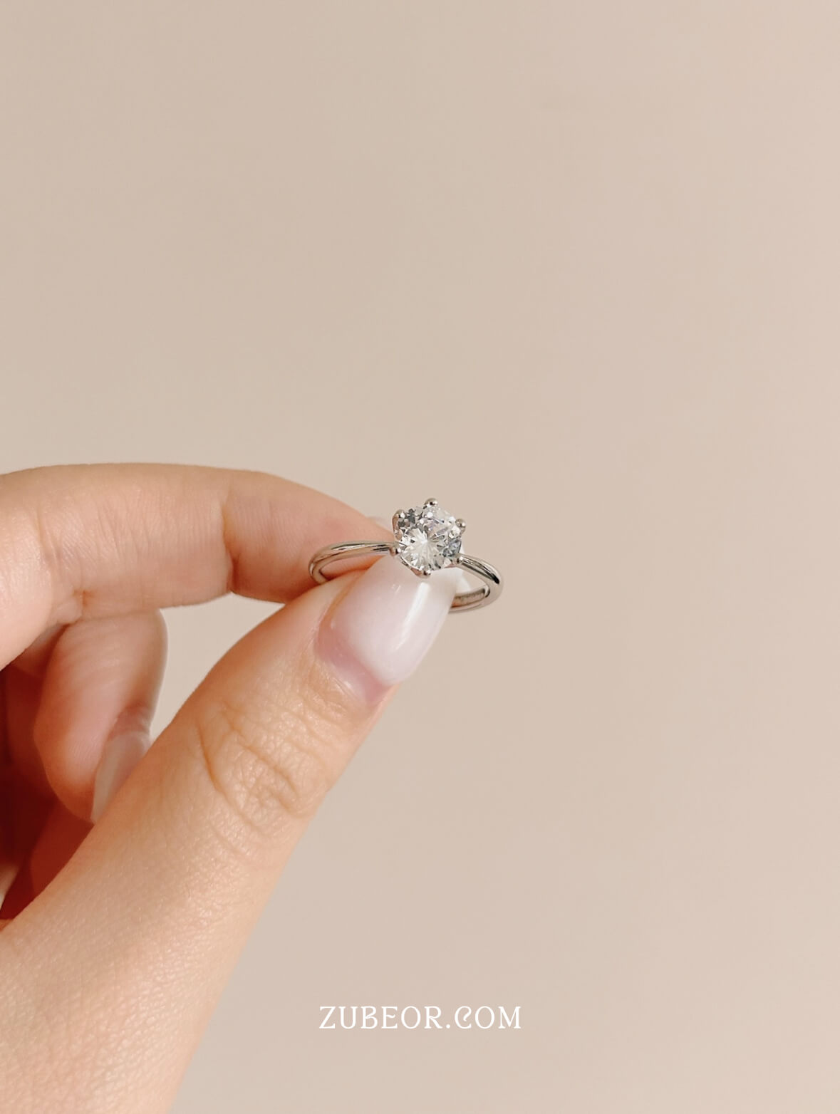 Anillo cristal blanco 4