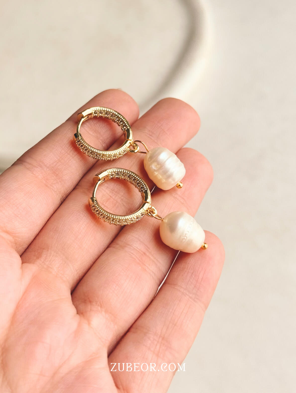 Aretes perla de río 3