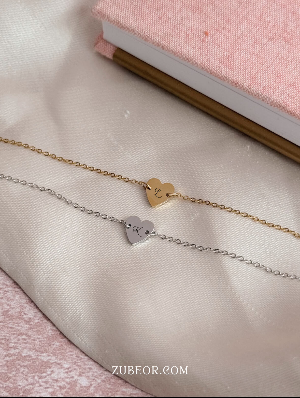 Pulsera corazón con inicial 2