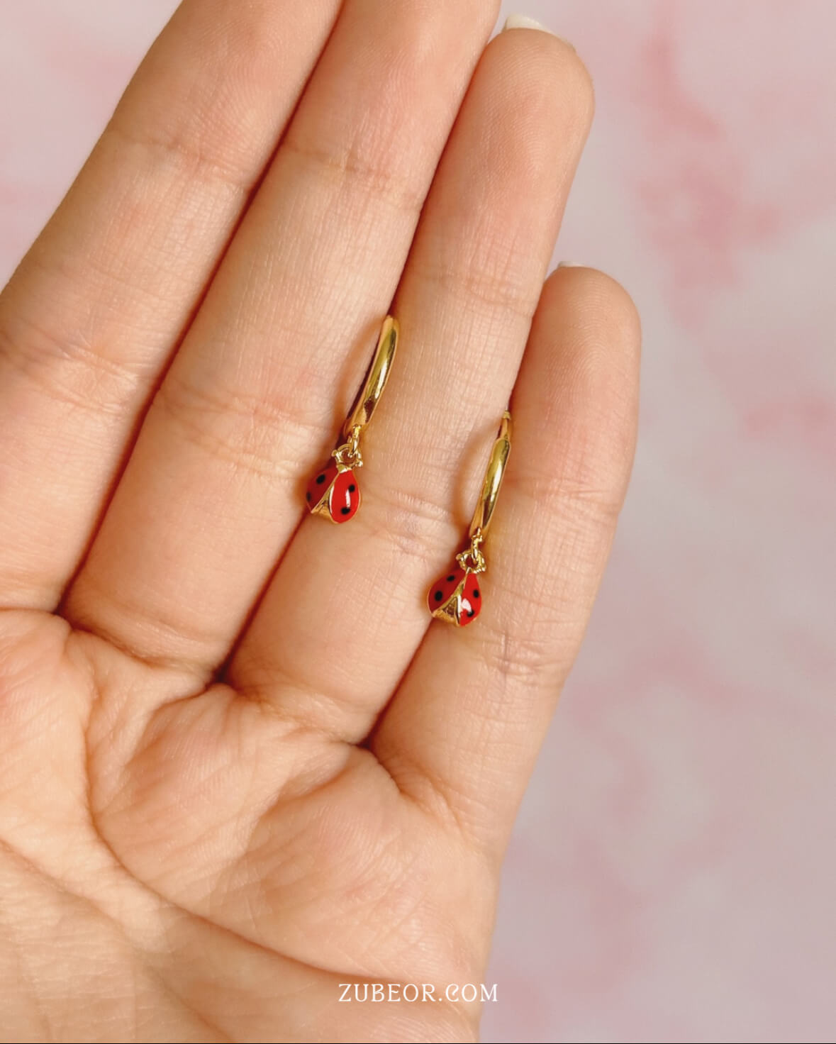 Aretes huggie tortolita 3