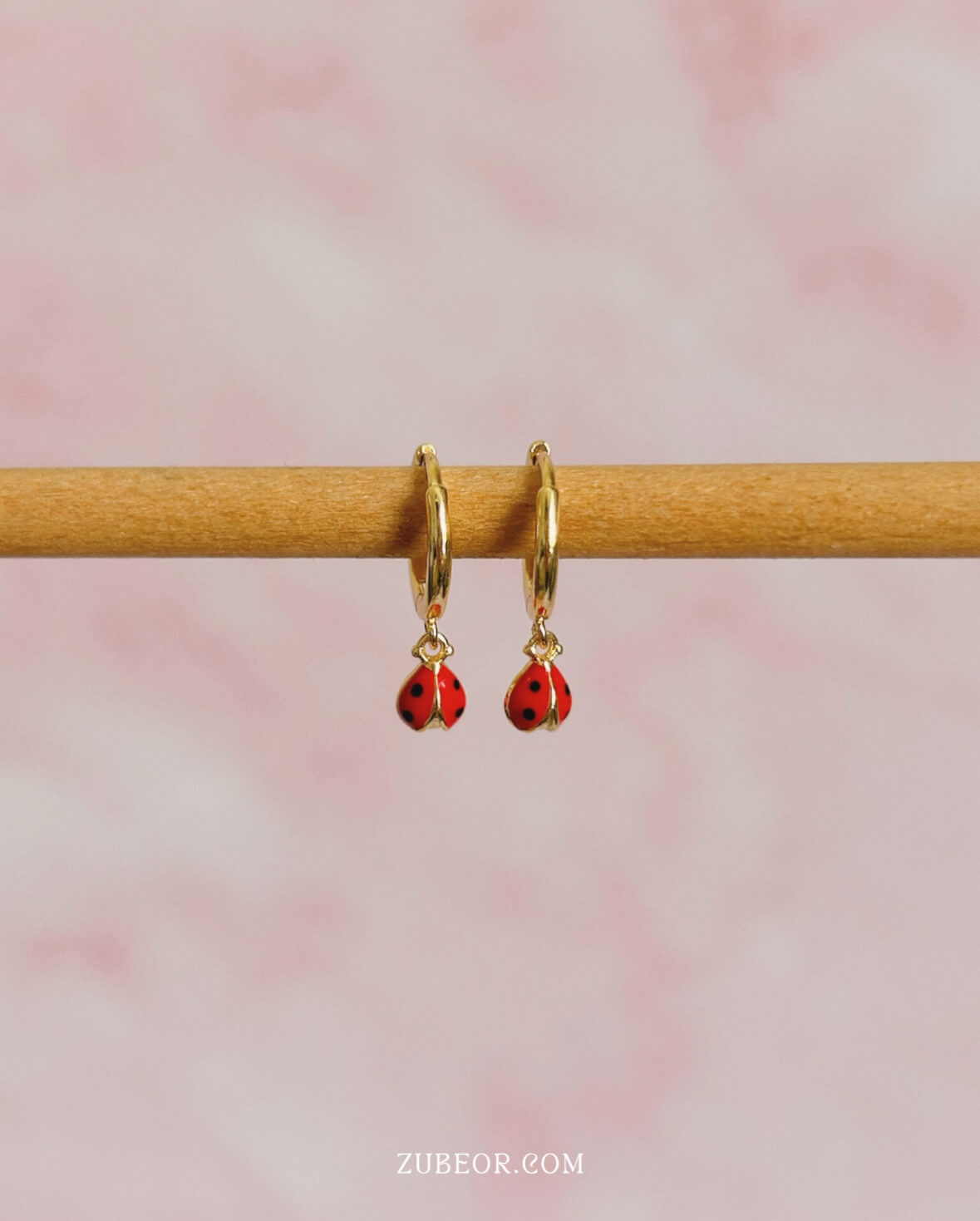Aretes huggie tortolita 2