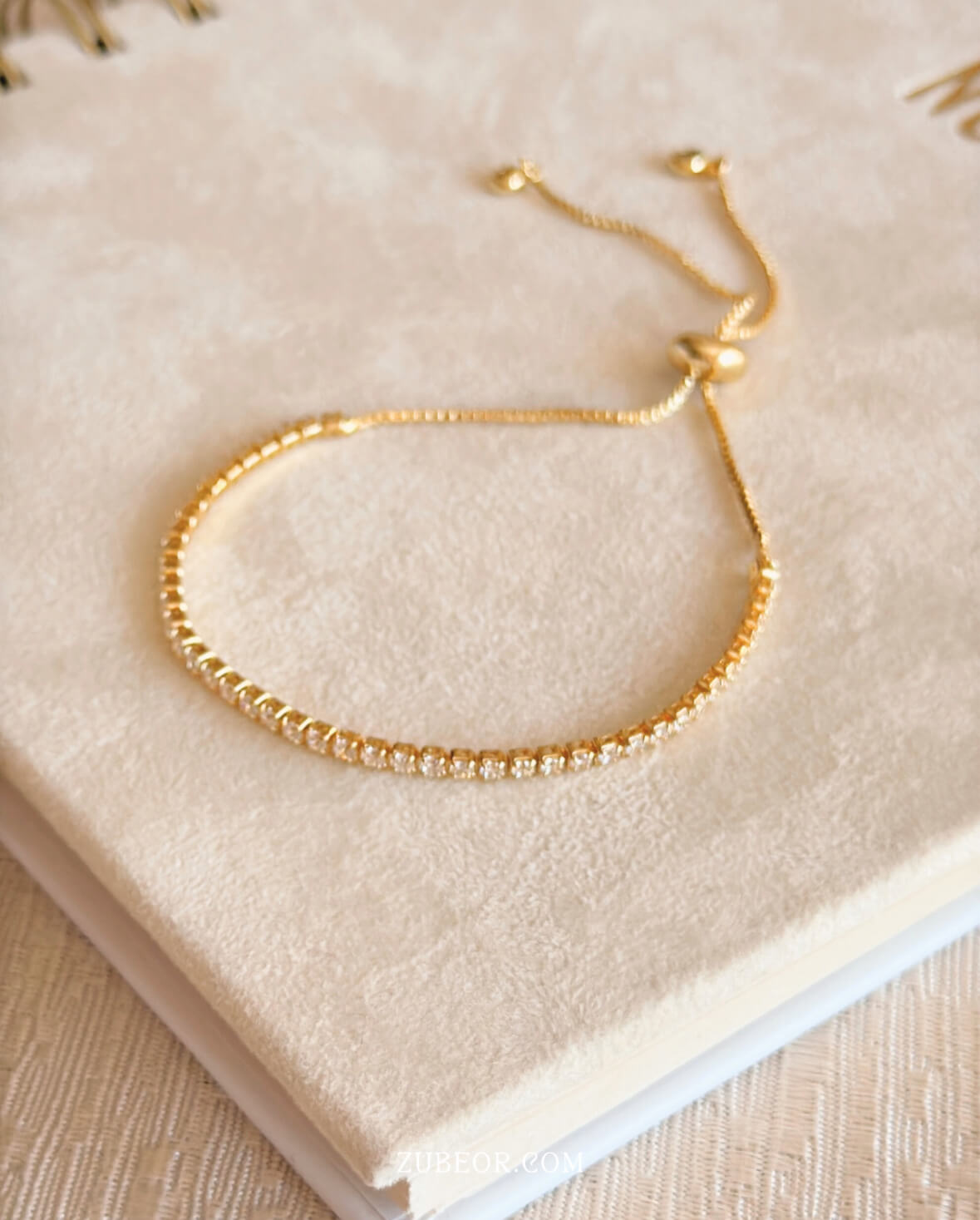 Pulsera dorado cristales blanco 3