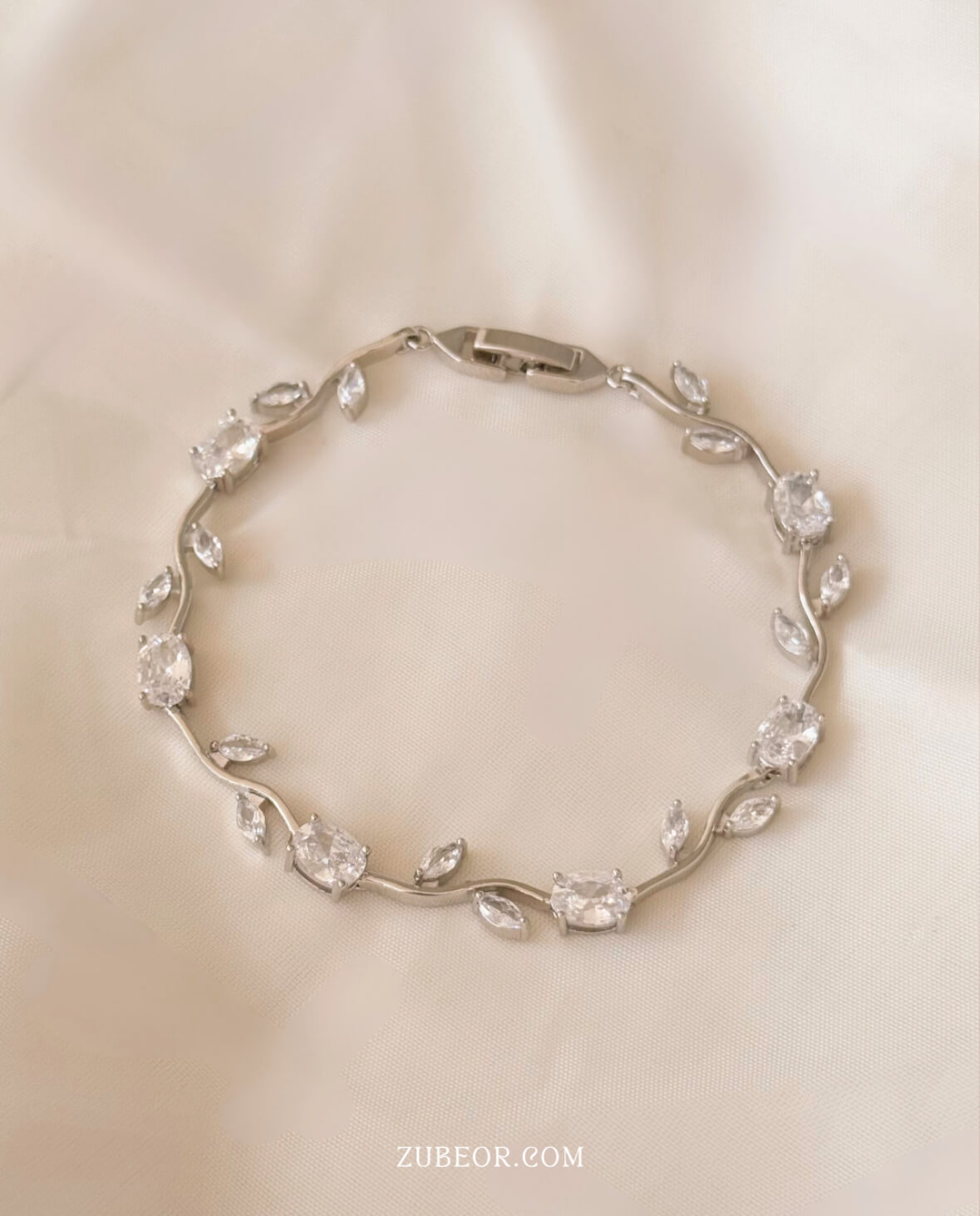 Pulsera tulipanes blancos 5