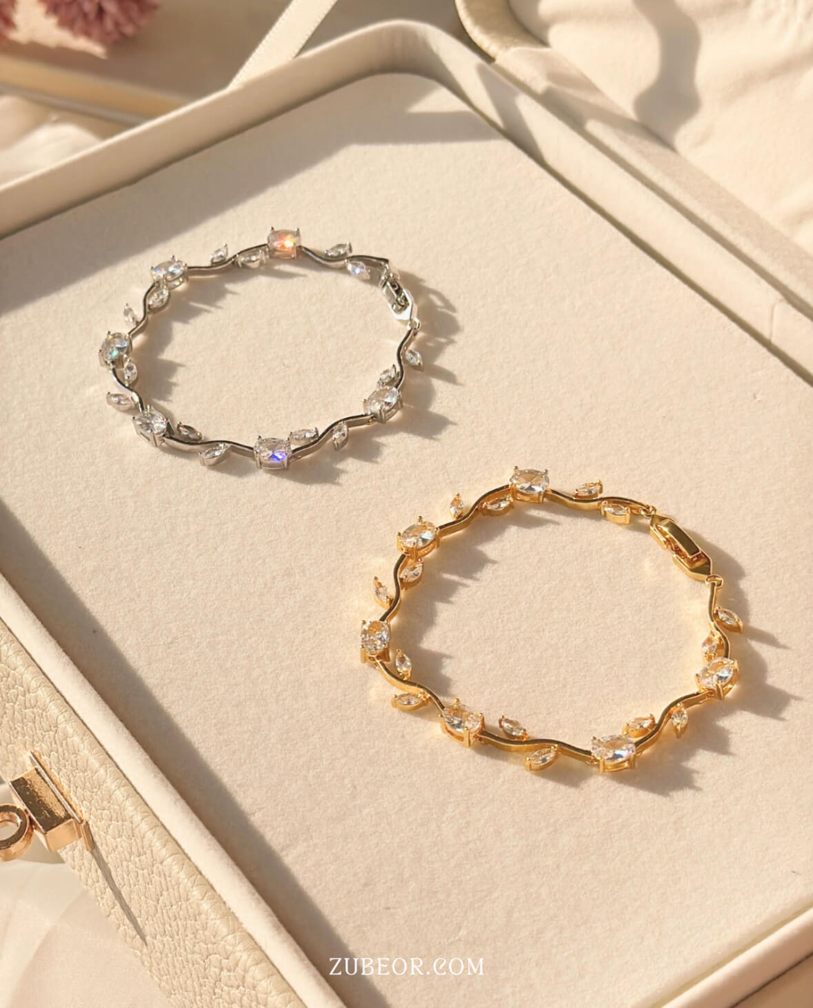 Pulsera tulipanes blancos