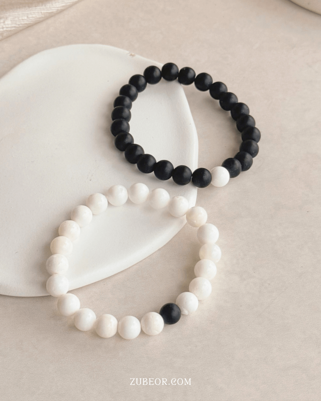 Set de pulseras Black and White 7