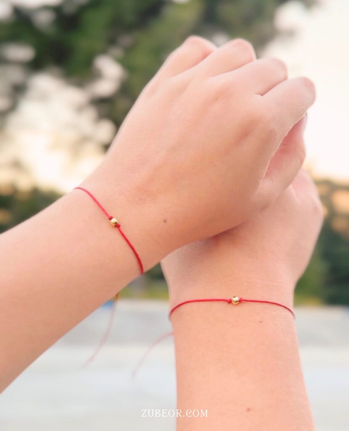 Set de pulseras hilo rojo 2