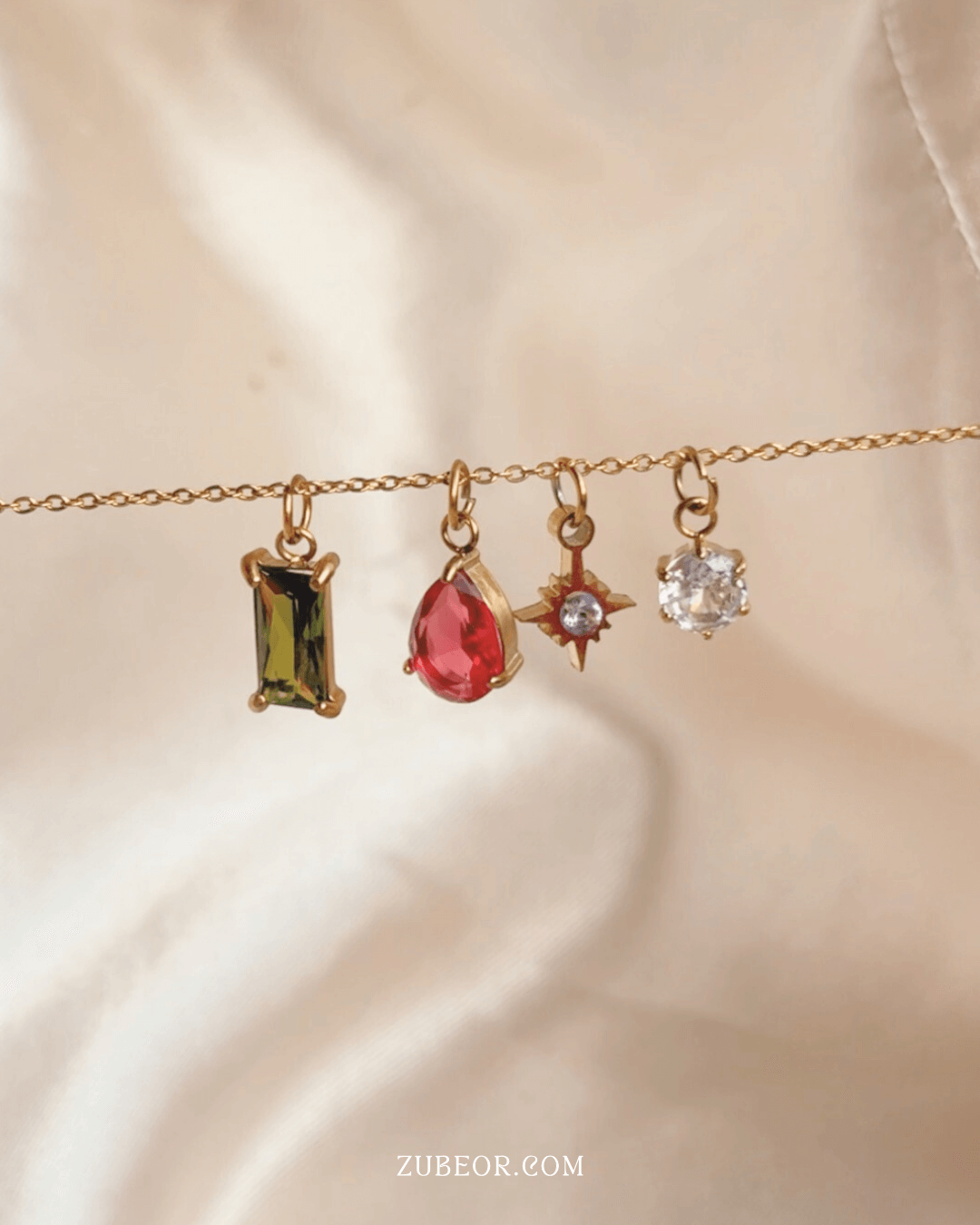 Cadena dijes de mes 21